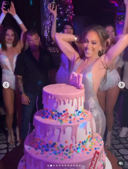 Jennifer Lopez in einem Beitrag vom 24. Juli 2025. | Quelle: Instagram/jlo