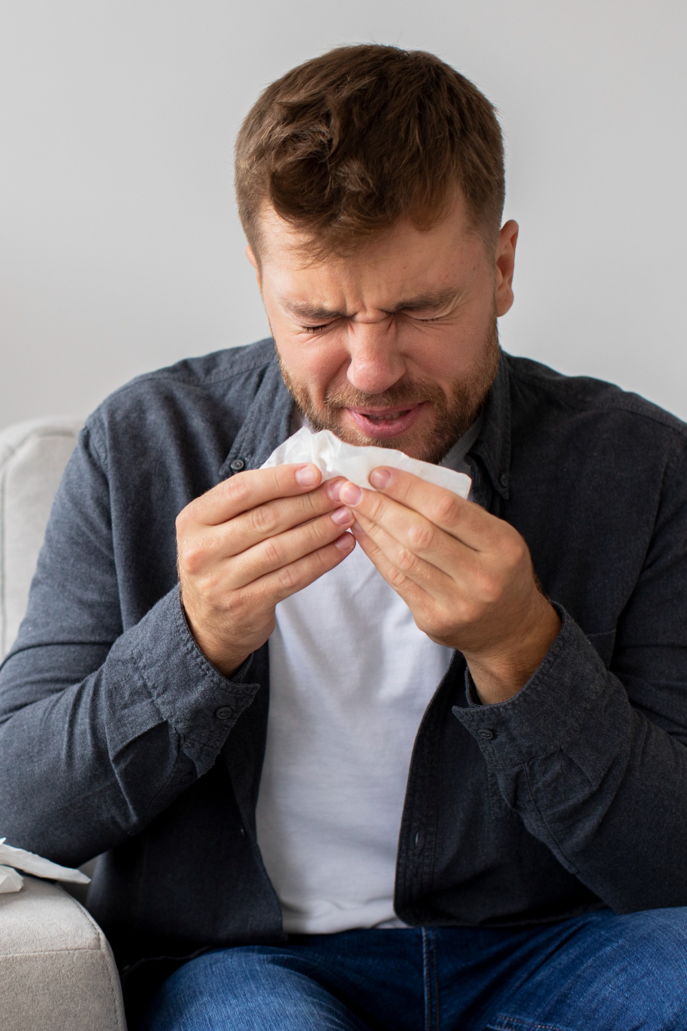 Ein Mann mit Allergien | Quelle: Freepik