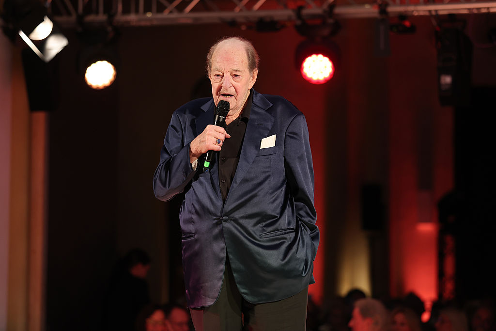 Ralph Siegel und Ralf Wintergerst bei der Gala zum 80. Geburtstag von Ralph Siegel im Hotel Bayerischer Hof am 30. September 2025 in München. | Quelle: Getty Images