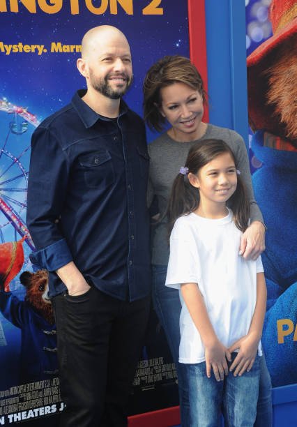 Jon Cryer, Ehefrau Lisa Joyner und Tochter Daisy Cryer bei der Premiere von "Paddington 2" am 6. Januar 2018 | Quelle: Getty Images