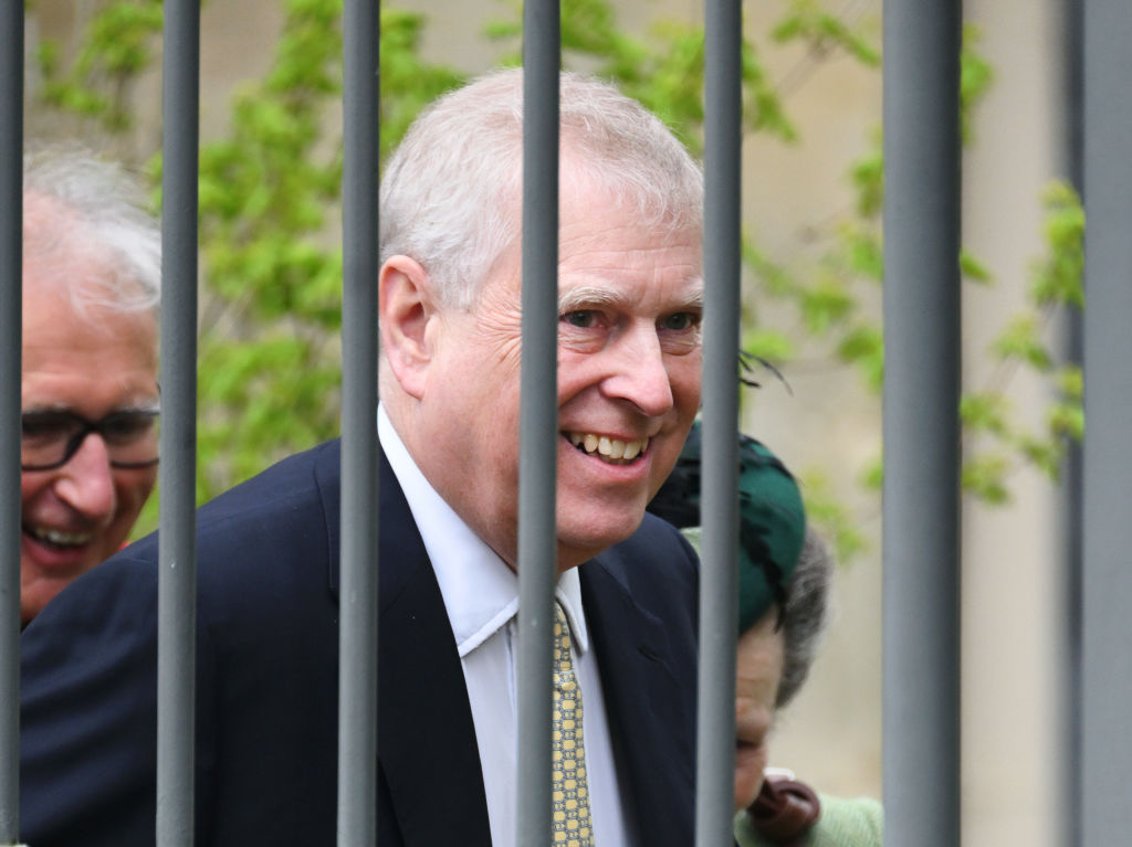 Prinz Andrew, Herzog von York, verlässt am 31. März 2024 in Windsor, England, die Ostermesse in der St. George's Chapel im Windsor Castle. | Quelle: Getty Images