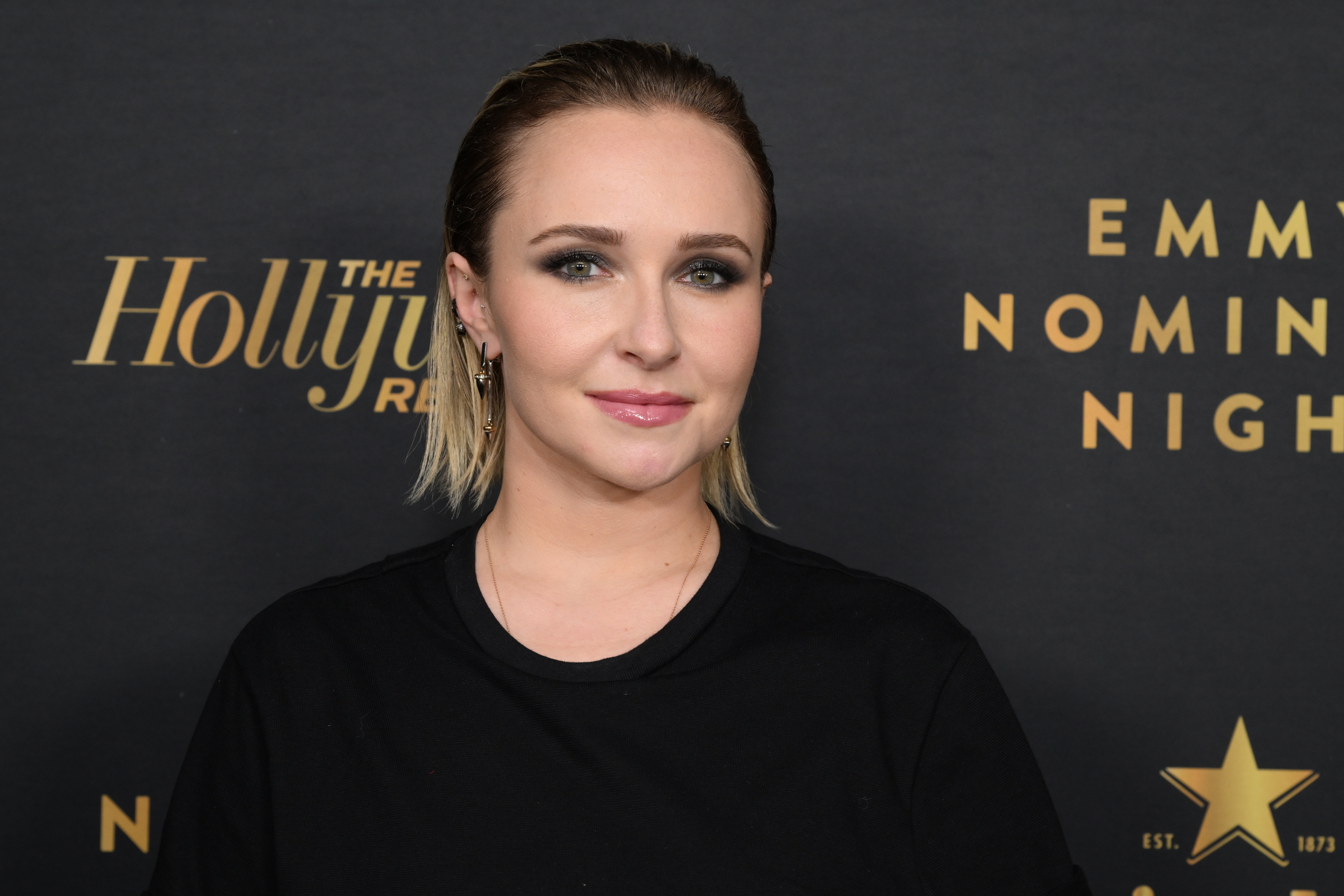 Hayden nahm im September 2022 an einer Veranstaltung für die Emmy-Nominierten in West Hollywood teil. In späteren Interviews sprach sie offen über die persönlichen Schwierigkeiten, mit denen sie abseits des Rampenlichts zu kämpfen hatte. | Quelle: Getty Images