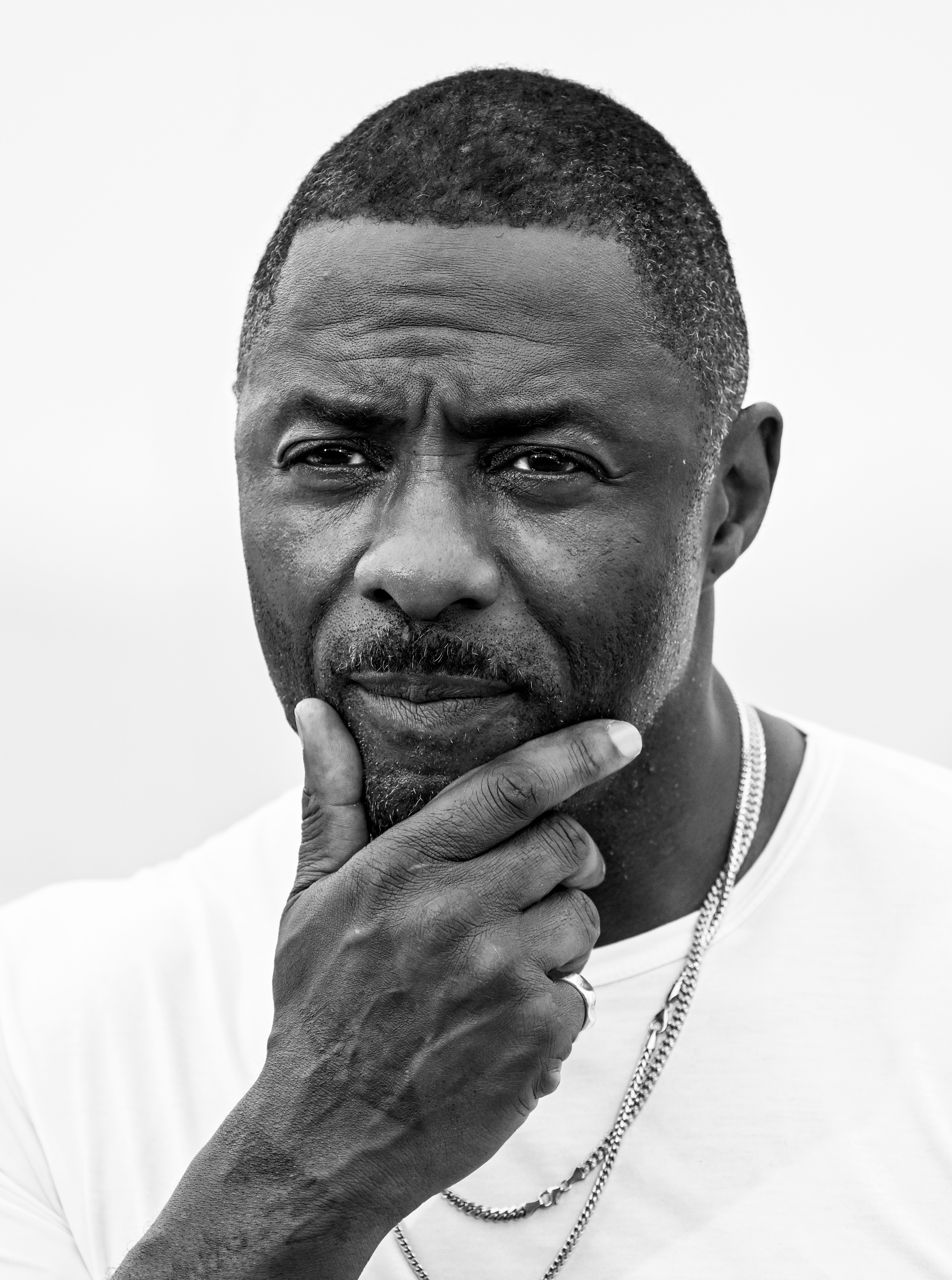 Idris Elba während der 75. jährlichen Filmfestspiele von Cannes im Palais des Festivals am 21. Mai 2022 in Cannes, Frankreich. | Quelle: Getty Images