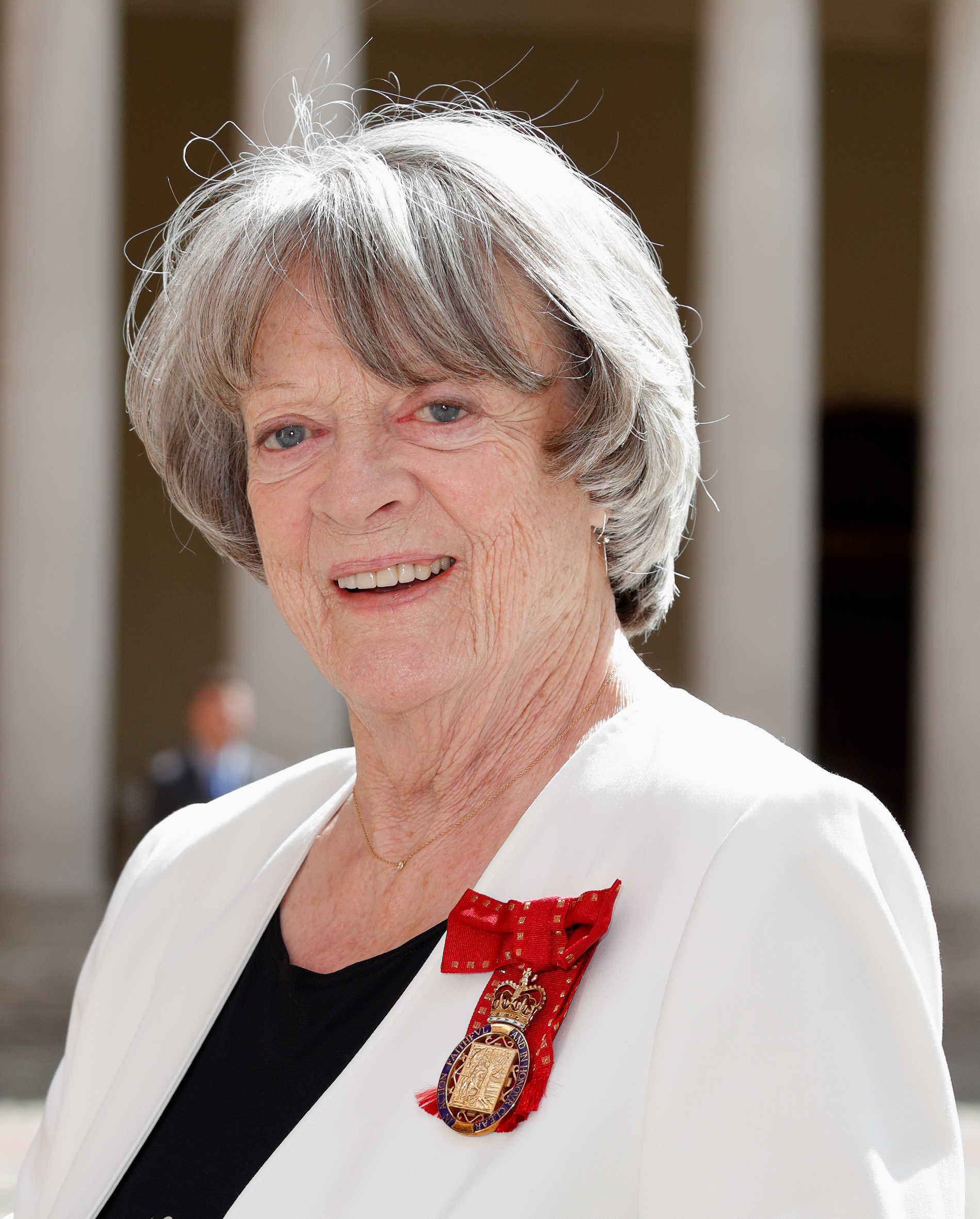 Maggie Smith besucht den Evensong in der Kapelle des Hampton Court Palace am 13. Juni 2017 in London, England. | Quelle: Getty Images