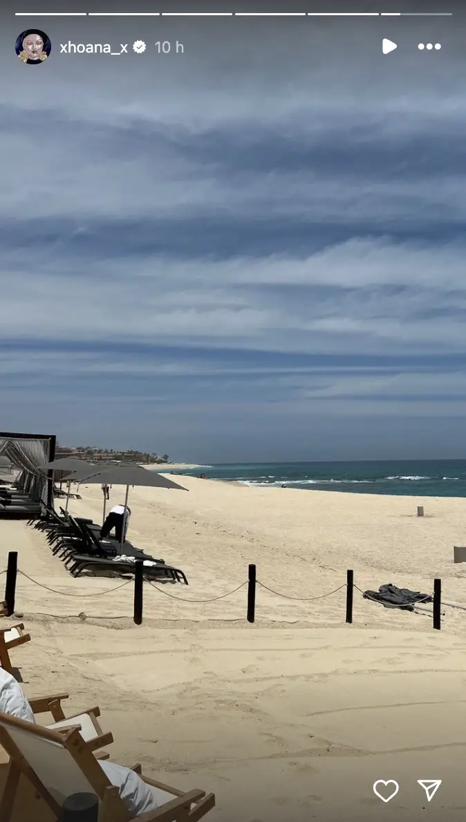 Ein Bild von einem Strand in Cabo San Lucas, wie in einer Instagram-Story vom 12. Mai 2024 zu sehen | Quelle: Instagram.com/xhoana_x/