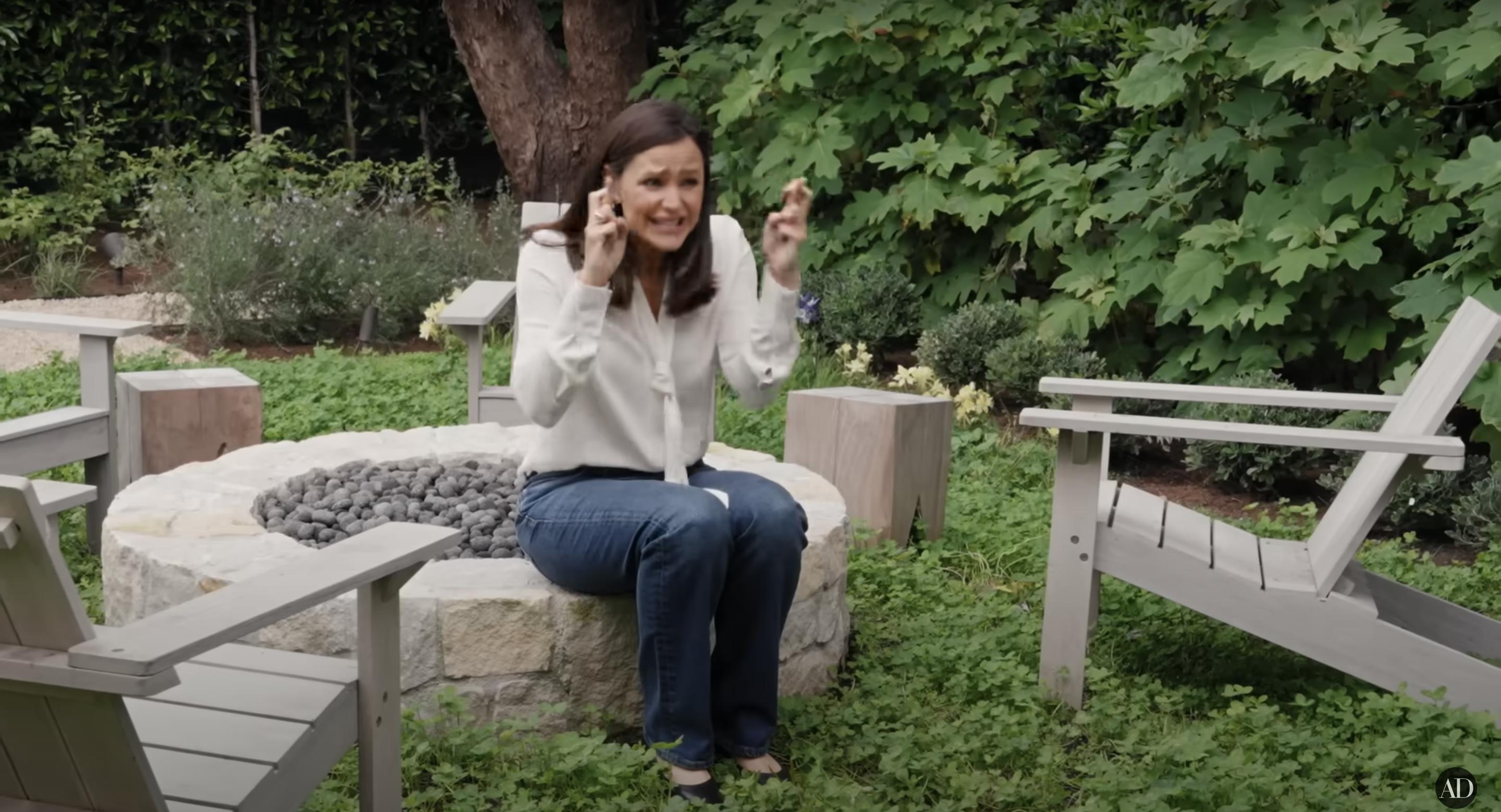 Der Garten von Jennifer Garner, datiert auf den 3. September 2024 | Quelle: YouTube/@Archdigest