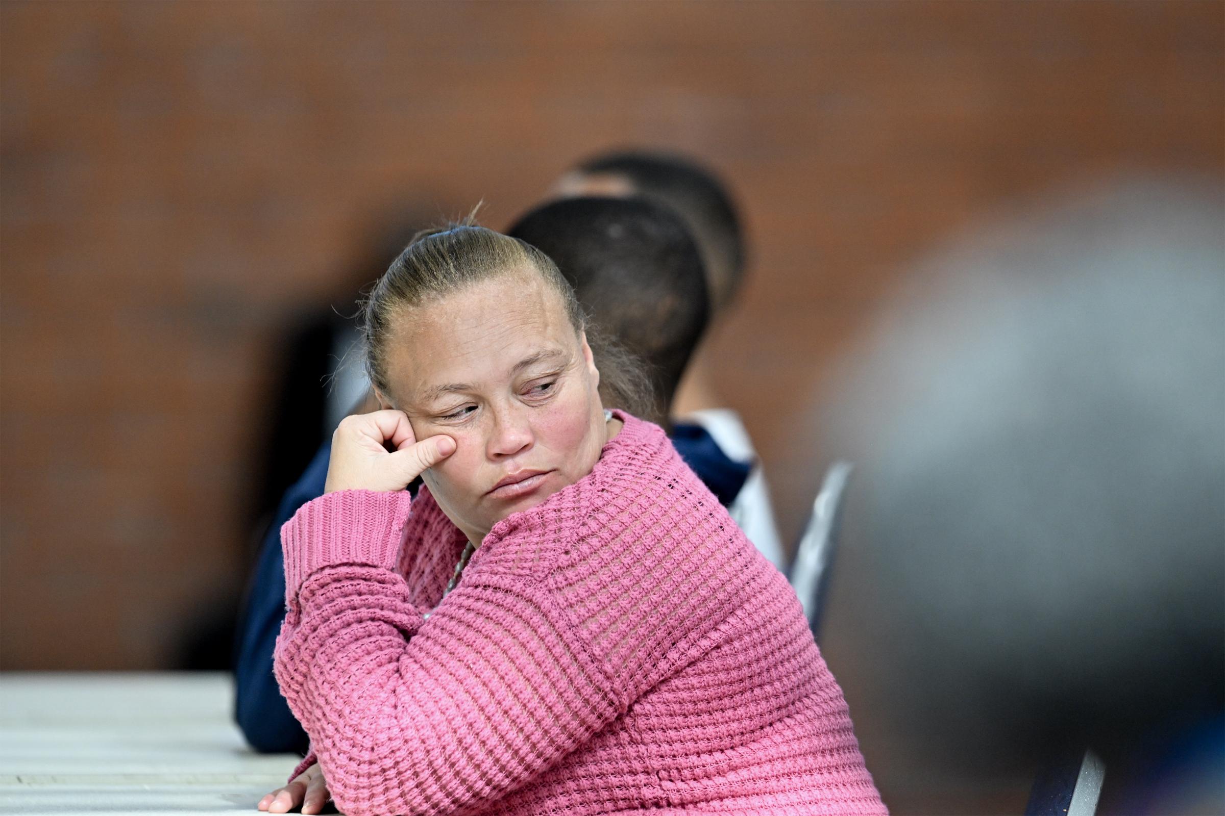 Racquel Smith während des Prozesses im Fall des Verschwindens von Joshlin Smith am 7. Tag im White City Multipurpose Centre am 11. März 2025 in Saldanha Bay, Südafrika | Quelle: Getty Images