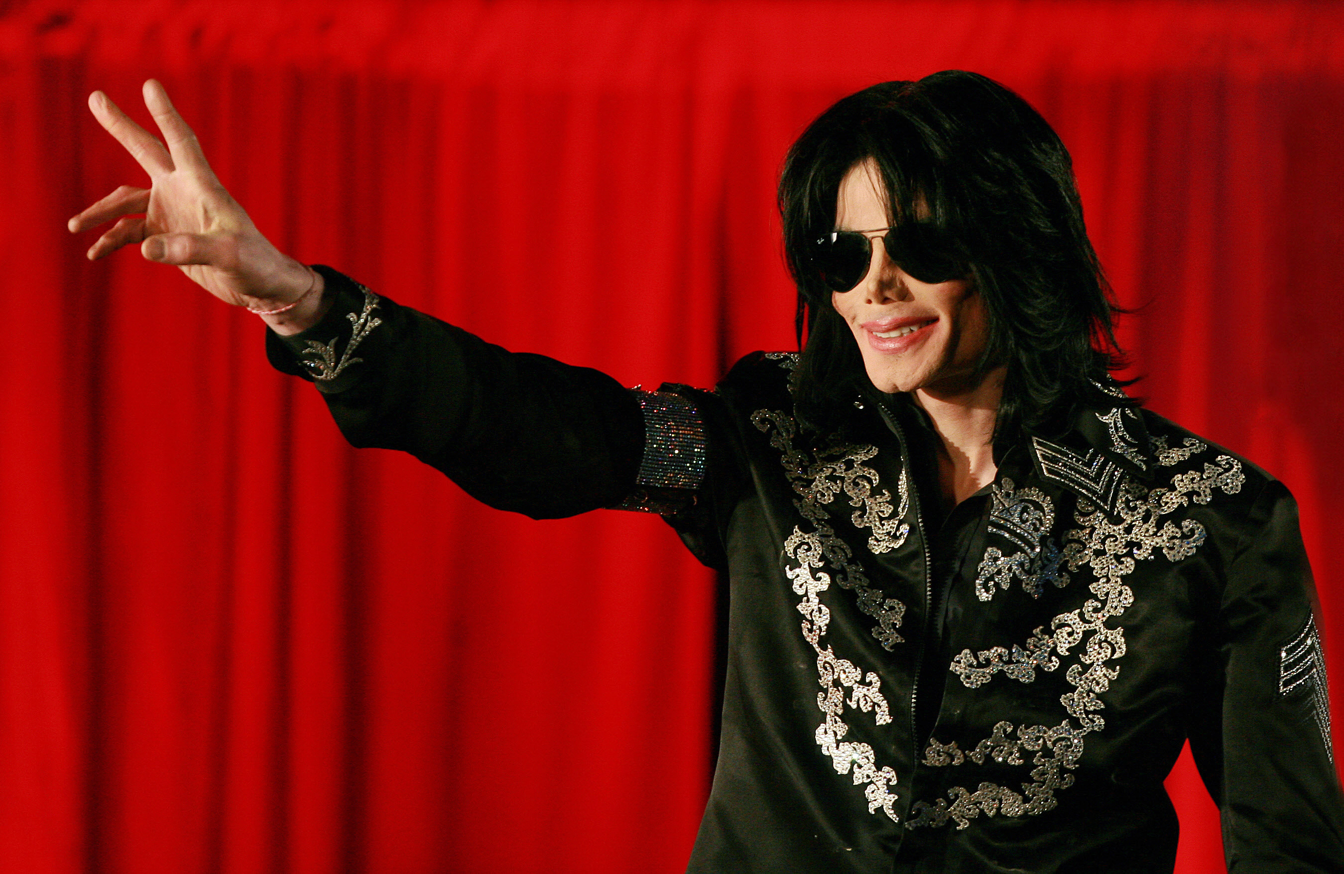 Michael Jackson bei einer Pressekonferenz in der O2-Arena in London, England, am 5. März 2009. | Quelle: Getty Images