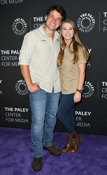 Chandler Powell, Bindi Irwin, The Paley Center For Media Presents: An Evening With The Irwins: "Crikey! It's The Irwins" Screening And Conversation, 2019 | Quelle: Getty Images