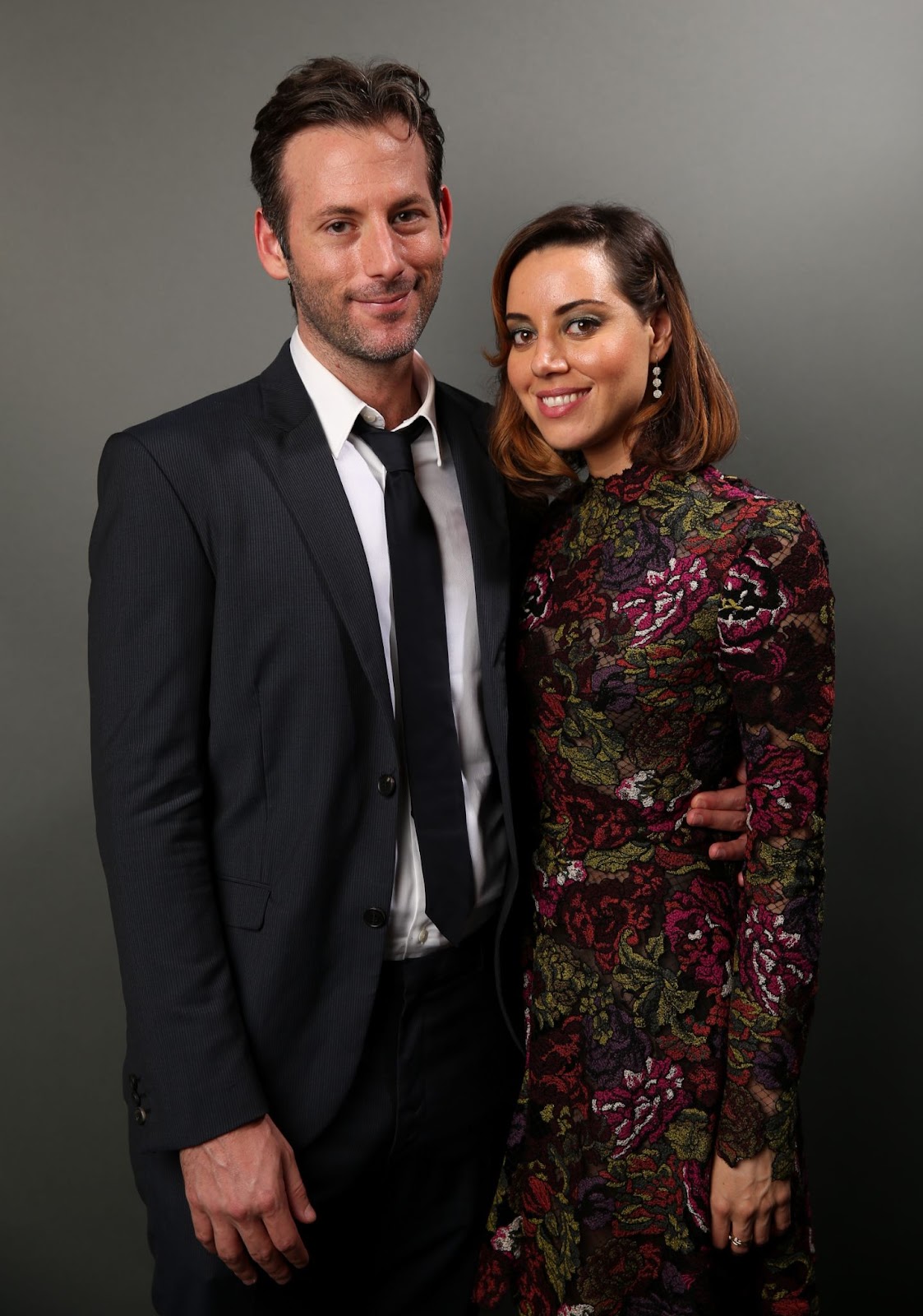 Jeff Baena und Aubrey Plaza posieren für ein Porträt während des Sundance NEXT FEST im The Theatre at Ace Hotel am 8. August 2014 in Los Angeles, Kalifornien. | Quelle: Getty Images