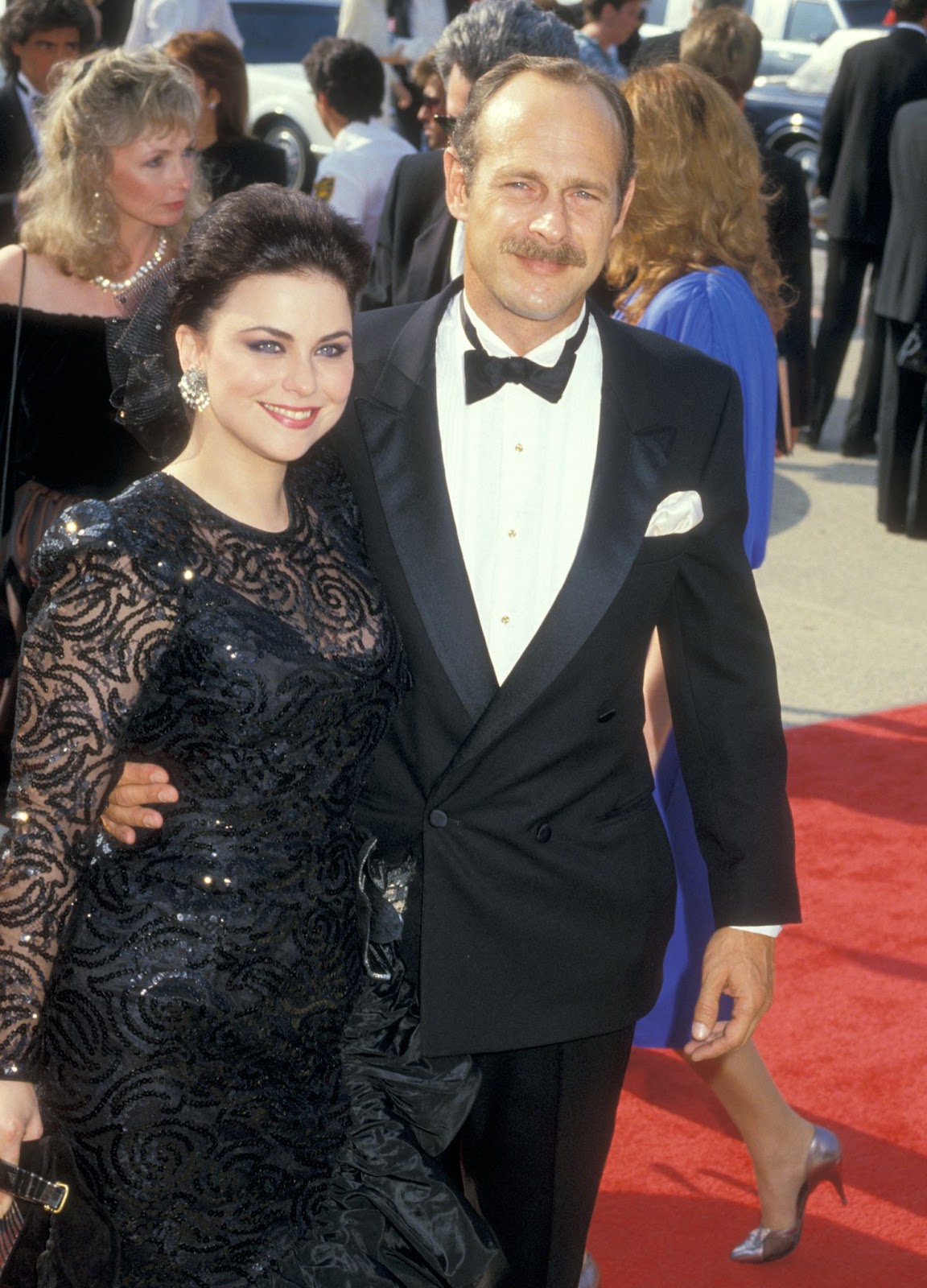 Delta Burke und Gerald McRaney bei der 39. Verleihung der Primetime Emmy Awards im Jahr 1987. | Quelle: Getty Images