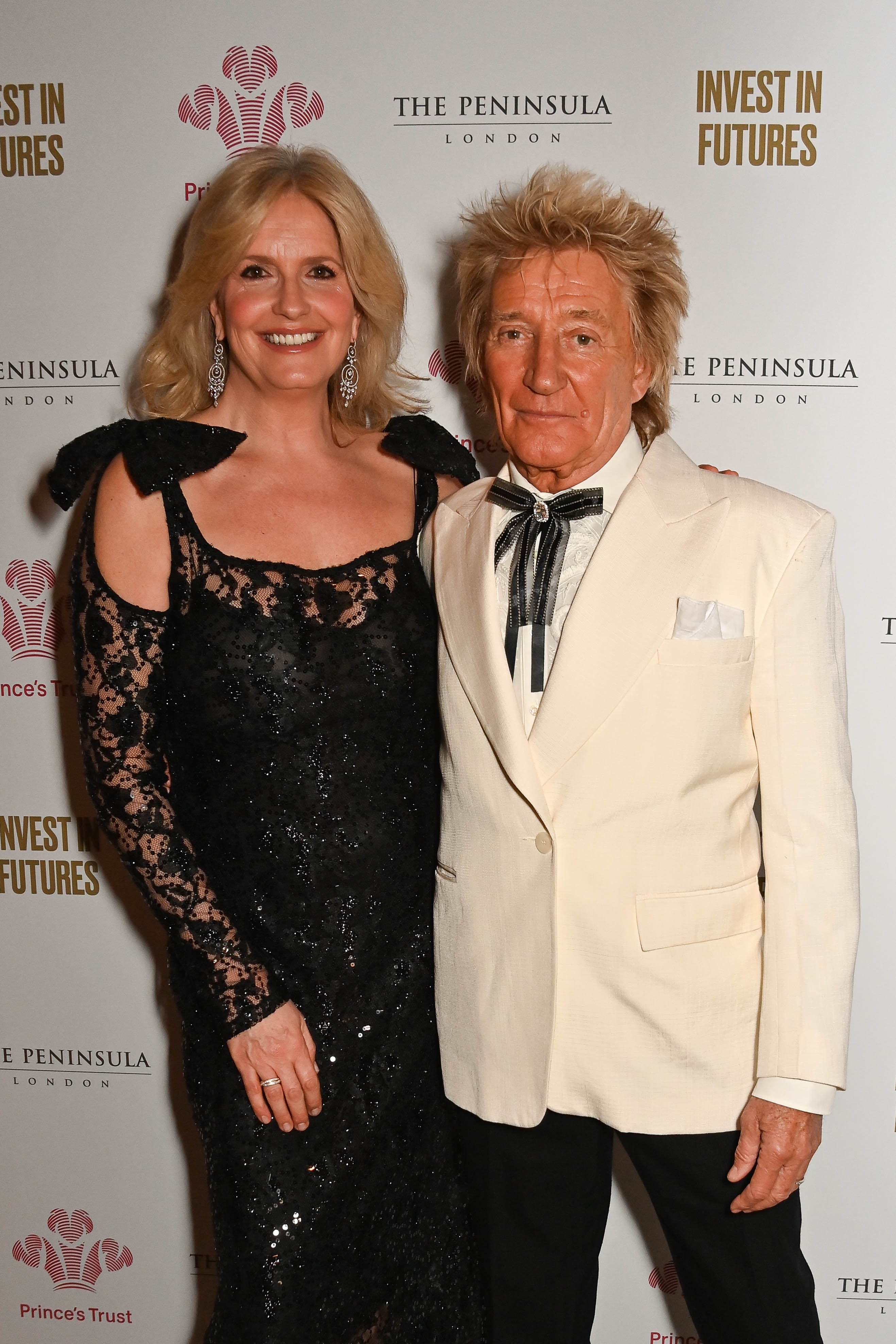 Penny Lancaster und Rod Stewart beim The Prince's Trust Invest In Futures Gala Dinner am 29. Februar 2024 in London, England. | Quelle: Getty Images