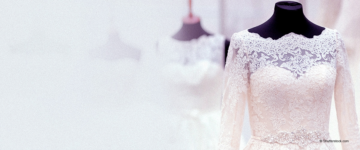 Braut kritisiert für ihr Brautkleid, das wie "benutzter Tampon" aussieht