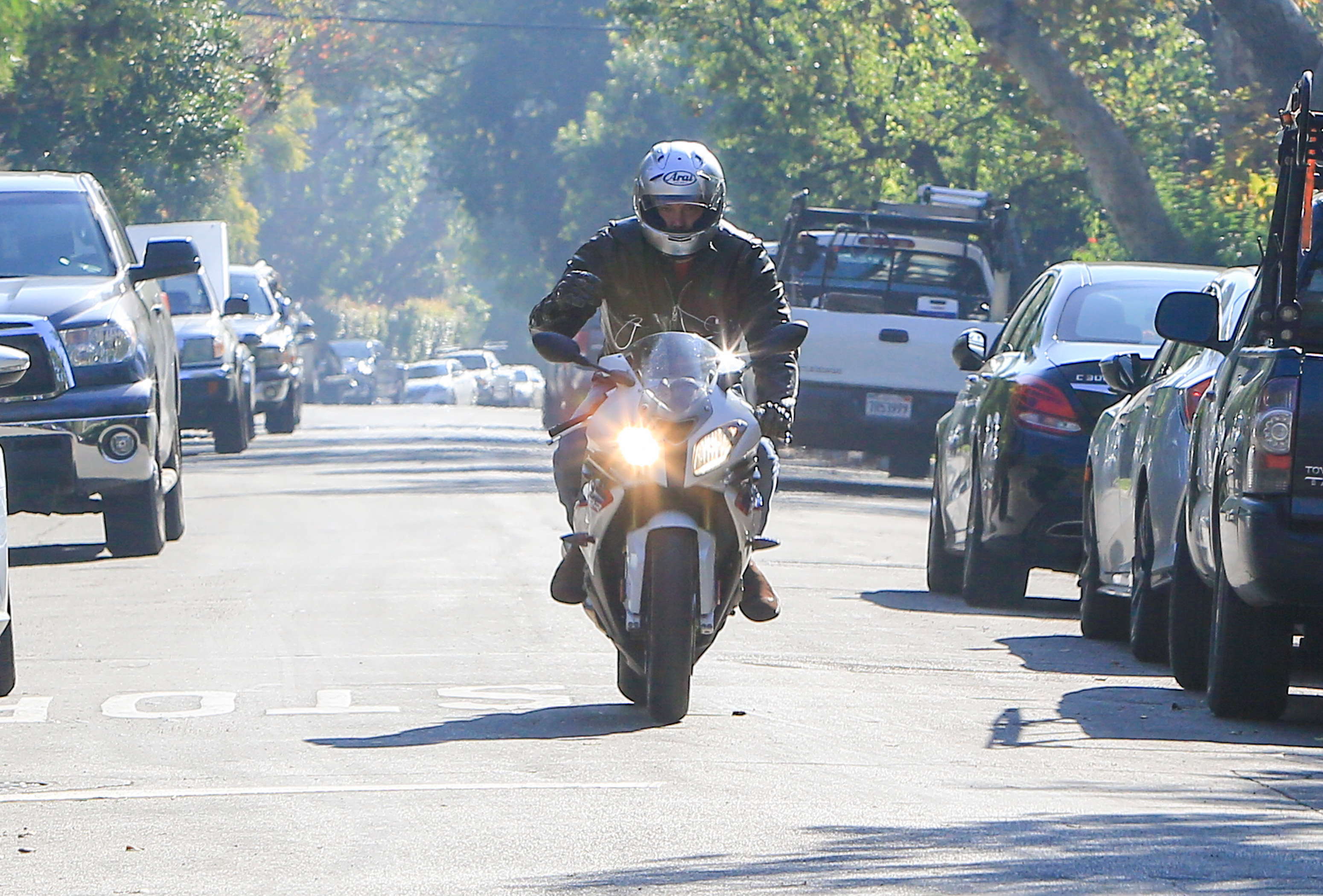 Ben Affleck auf einem Motorrad in Los Angeles, Kalifornien am 11. Januar 2018 | Quelle: Getty Images