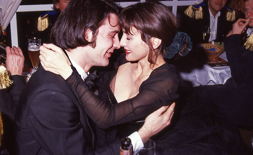 Christine Kaufmann und Walter Schönauer, "Ball des Sports" am 02.02.1990 in der Rheingoldhalle in Mainz, Deutschland | Quelle: Getty Images