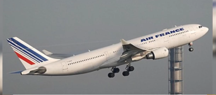 Air France Flugzeug | Quelle: Facebook.com/Express Tribune