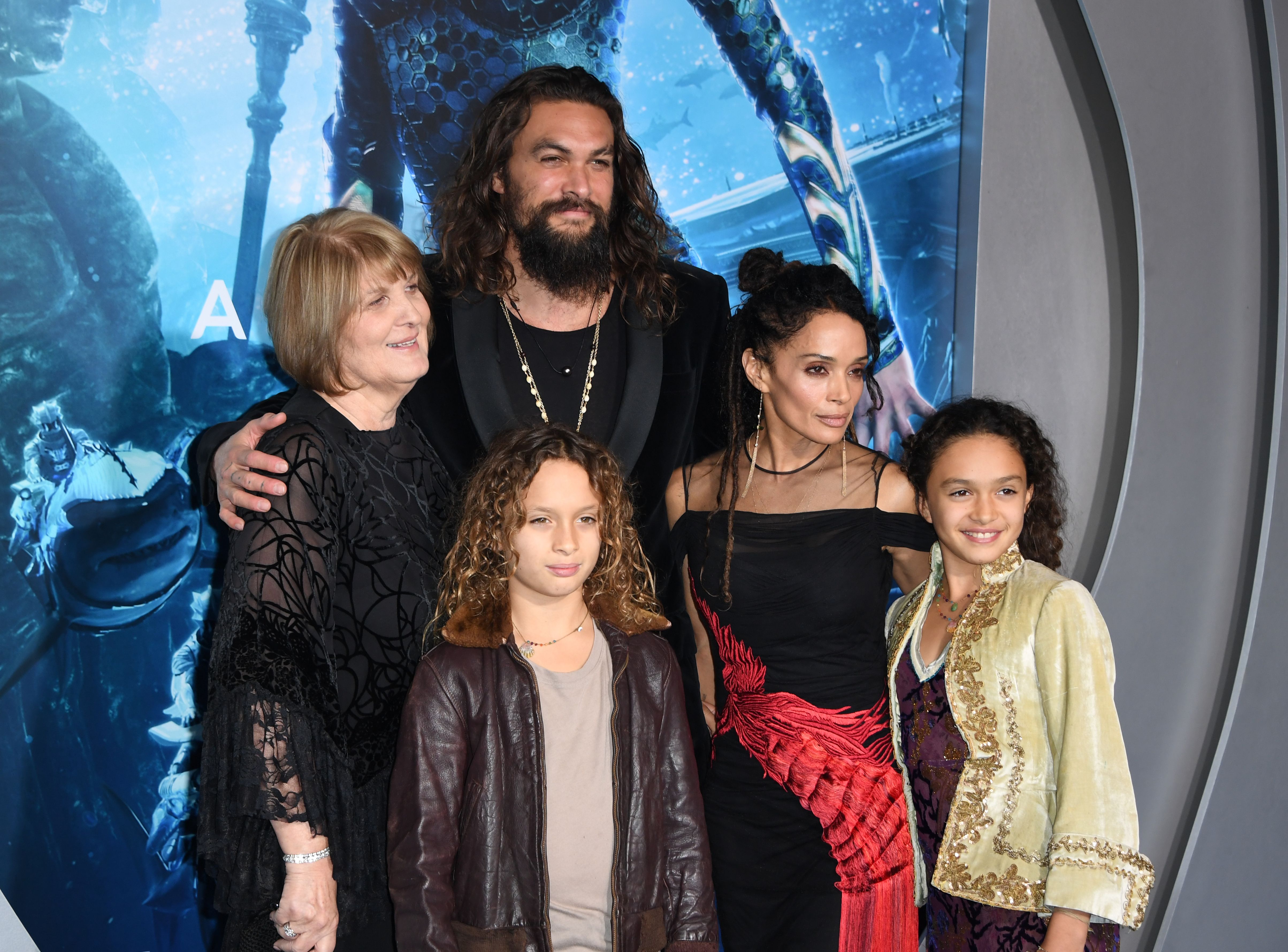 Jason Momoa, Nakoa-Wolf Manakauapo Namakaeha Momoa, Lisa Bonet und Lola Iolani Momoa bei der Weltpremiere von