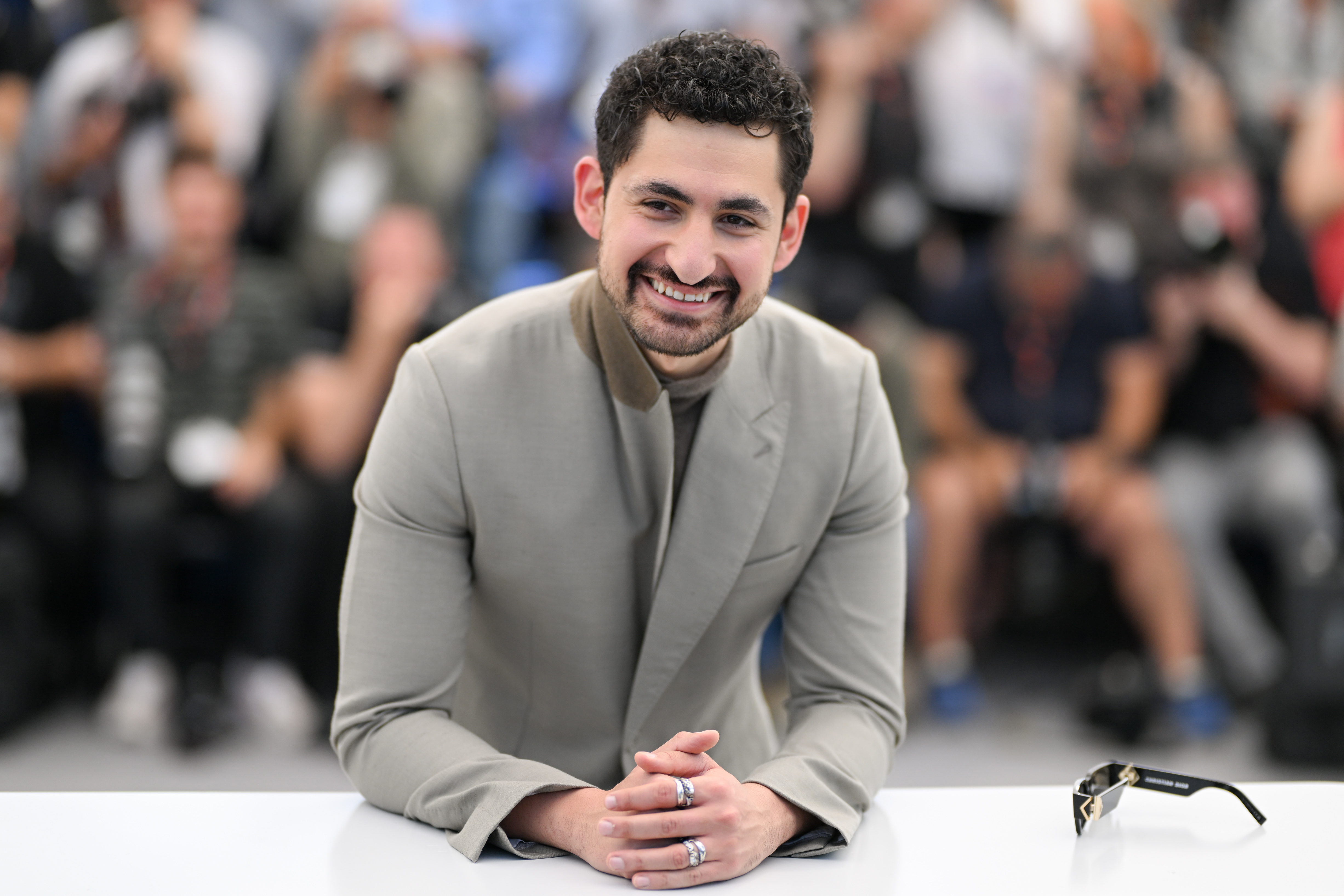Amir El-Masry bei den Filmfestspielen in Cannes 2024 | Quelle: Getty Images
