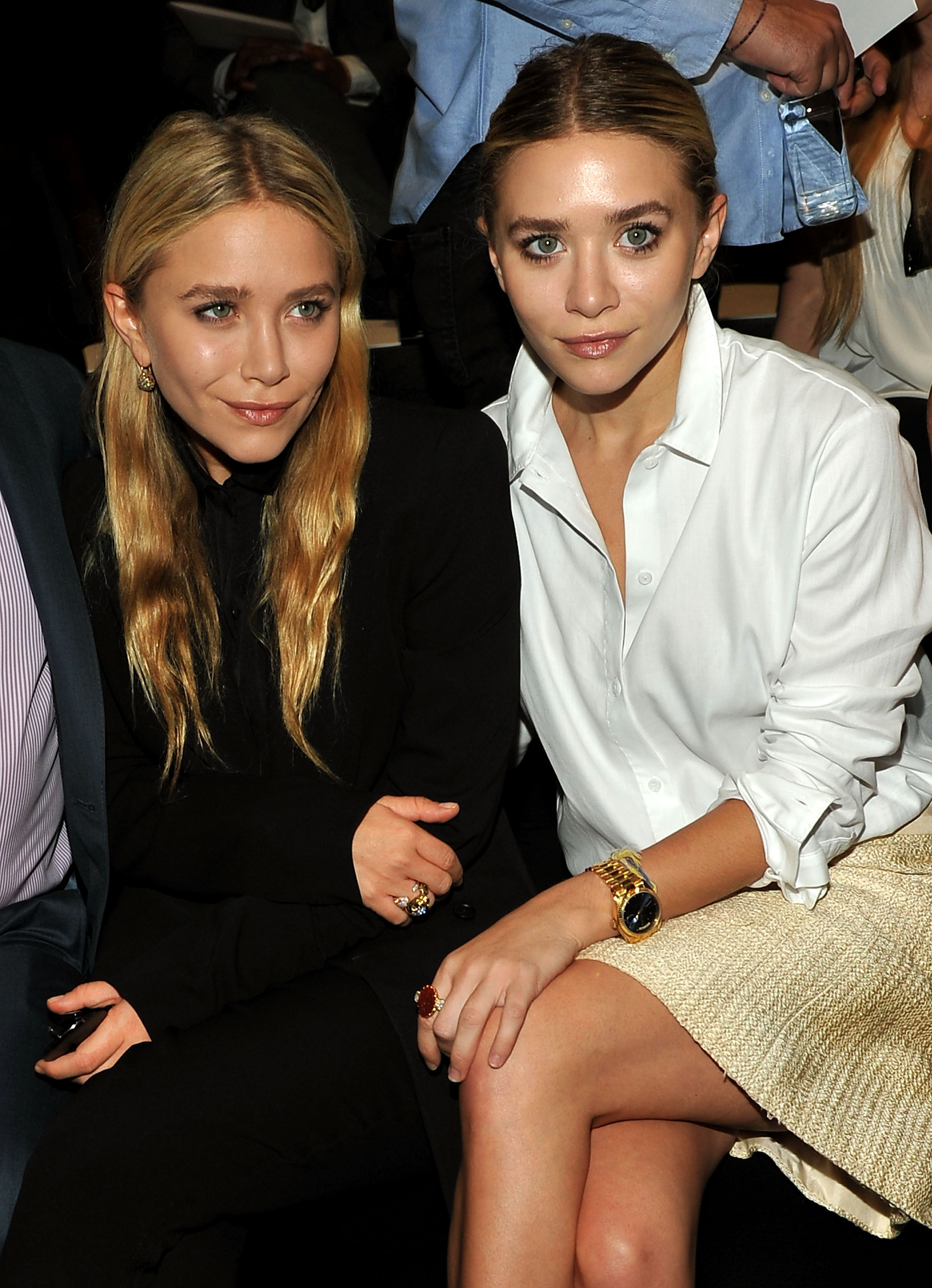 Mary-Kate und Ashley Olsen bei der J.Mendel Spring Fashion Show am 14. September 2011 in New York City | Quelle: Getty Images