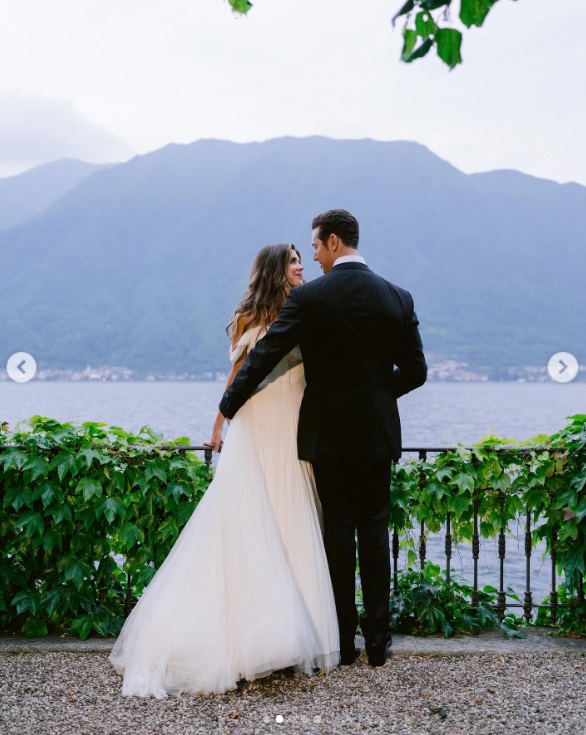 Die Hochzeit von Jessica Carter Altman und Ross Uhrich am 28. Mai 2023 am Comer See, Italien | Quelle: Instagram/jessica.carter.altman