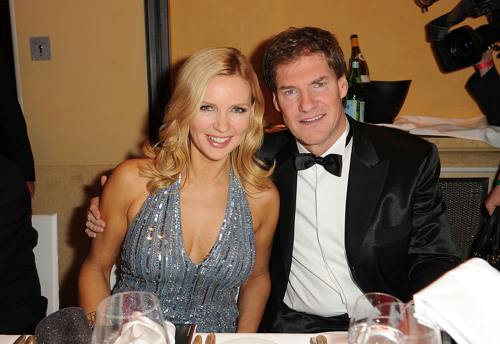 Carsten Maschmeyer und seine Freundin Veronica Ferres nehmen am 21. Januar 2012 in München am Deutschen Filmball im Hotel Bayerischer Hof teil. | Quelle: Getty Images