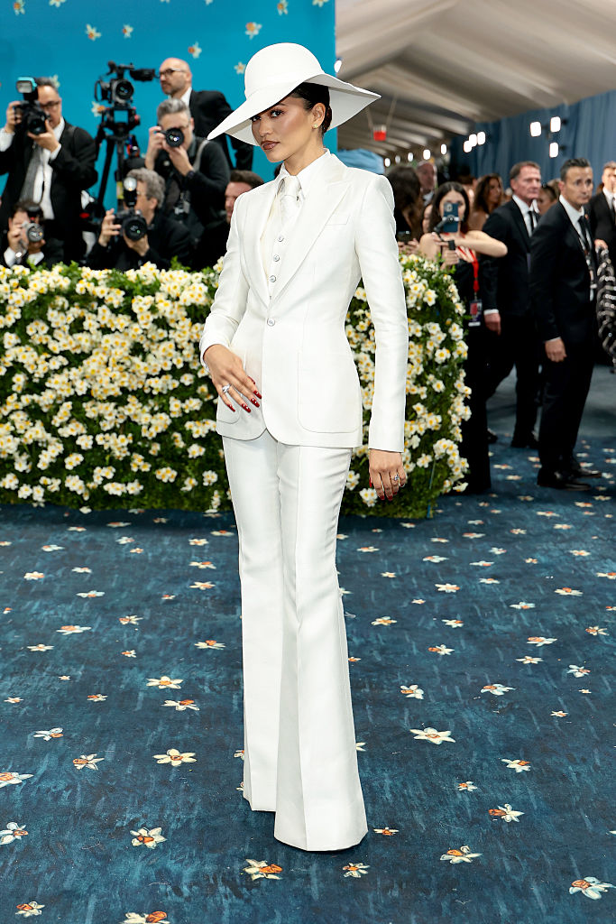 Zendaya nimmt an der Met Gala 2025 im Metropolitan Museum of Art in New York City am 5. Mai teil, die unter dem Motto „Superfine: Tailoring Black Style“ stand.